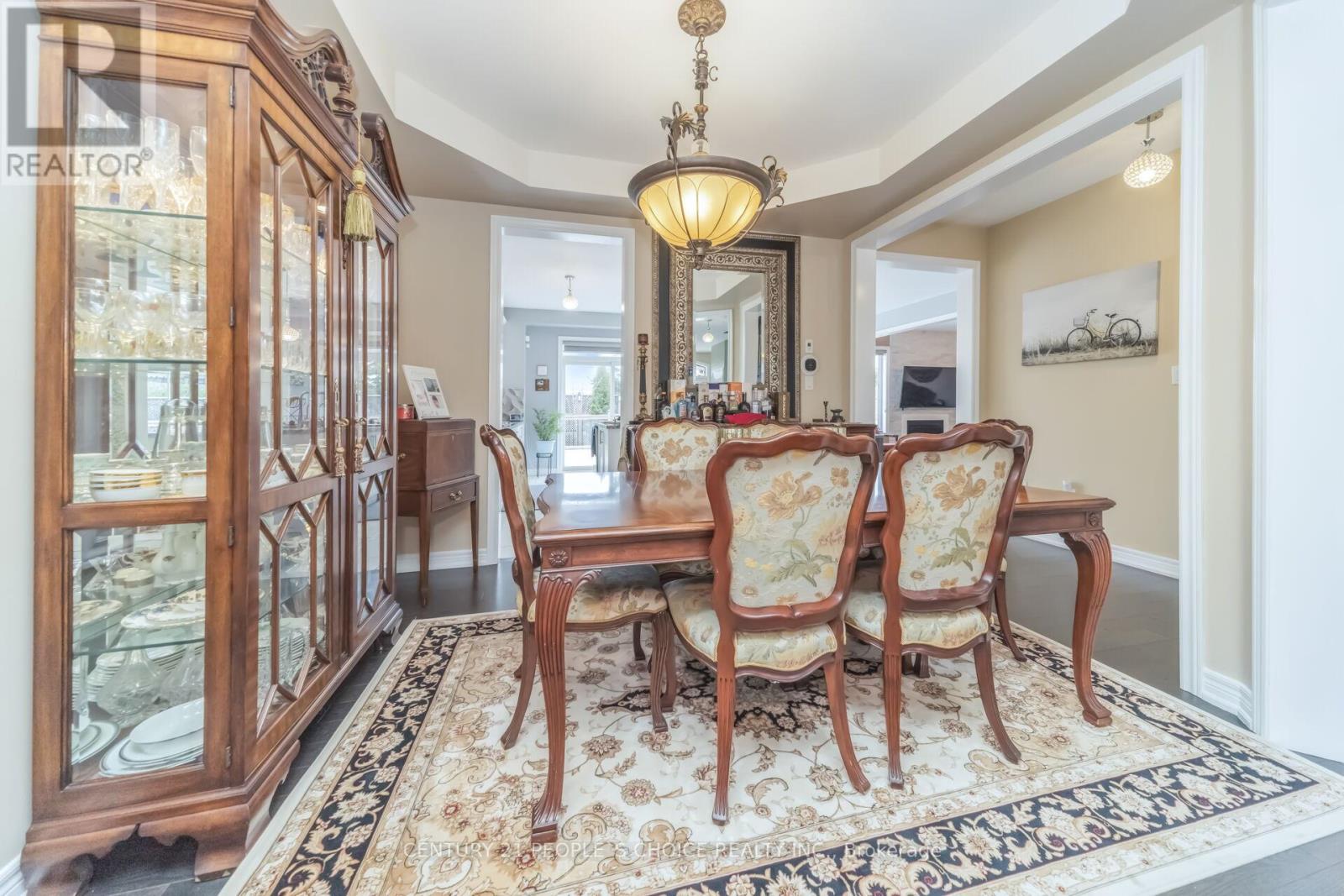 28 Truro Circle, Brampton, Ontario  L7A 4E5 - Photo 7 - W12902532