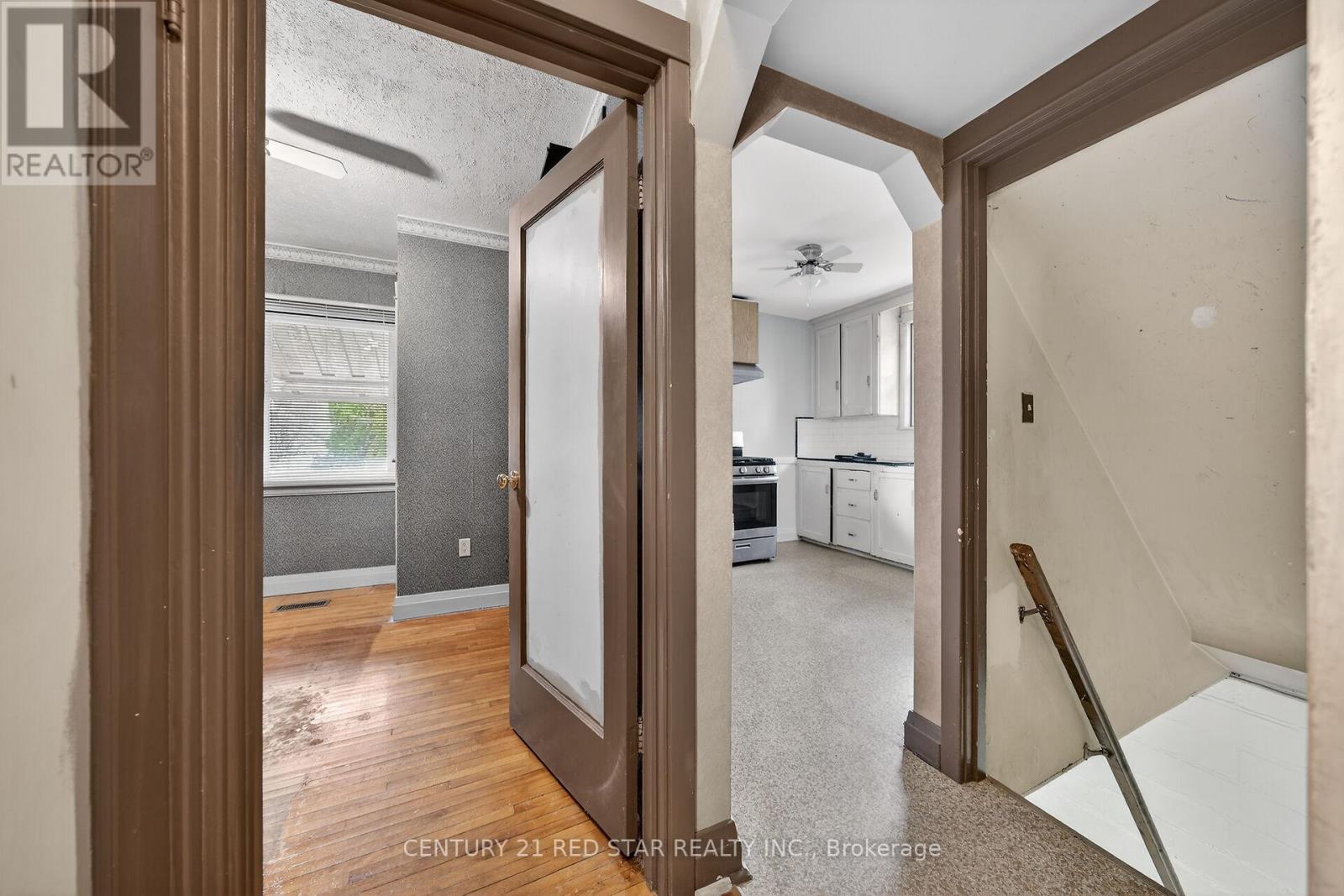 210 Huxley Avenue S, Hamilton, Ontario  L8K 2R3 - Photo 15 - X12881052