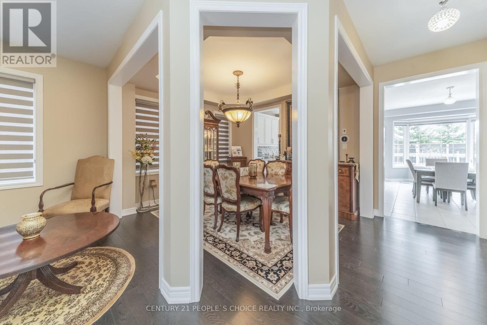 28 Truro Circle, Brampton, Ontario  L7A 4E5 - Photo 8 - W12902532