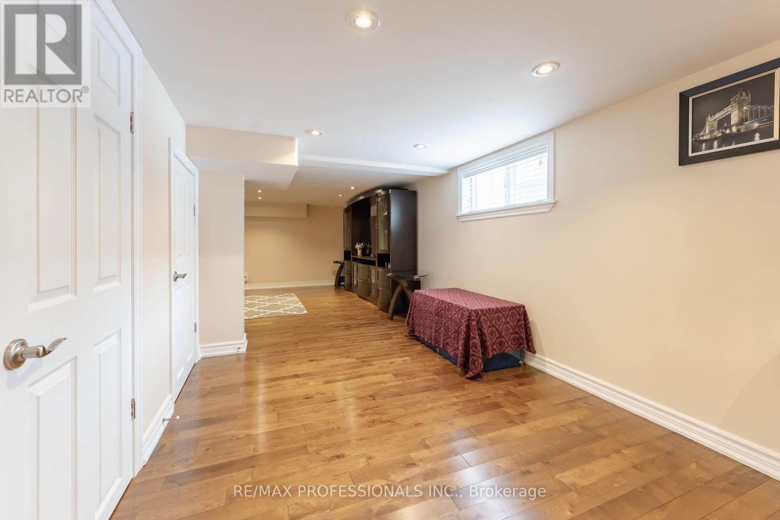 745 Glengrove Avenue W, Toronto, Ontario  M6B 2J7 - Photo 36 - W12910082