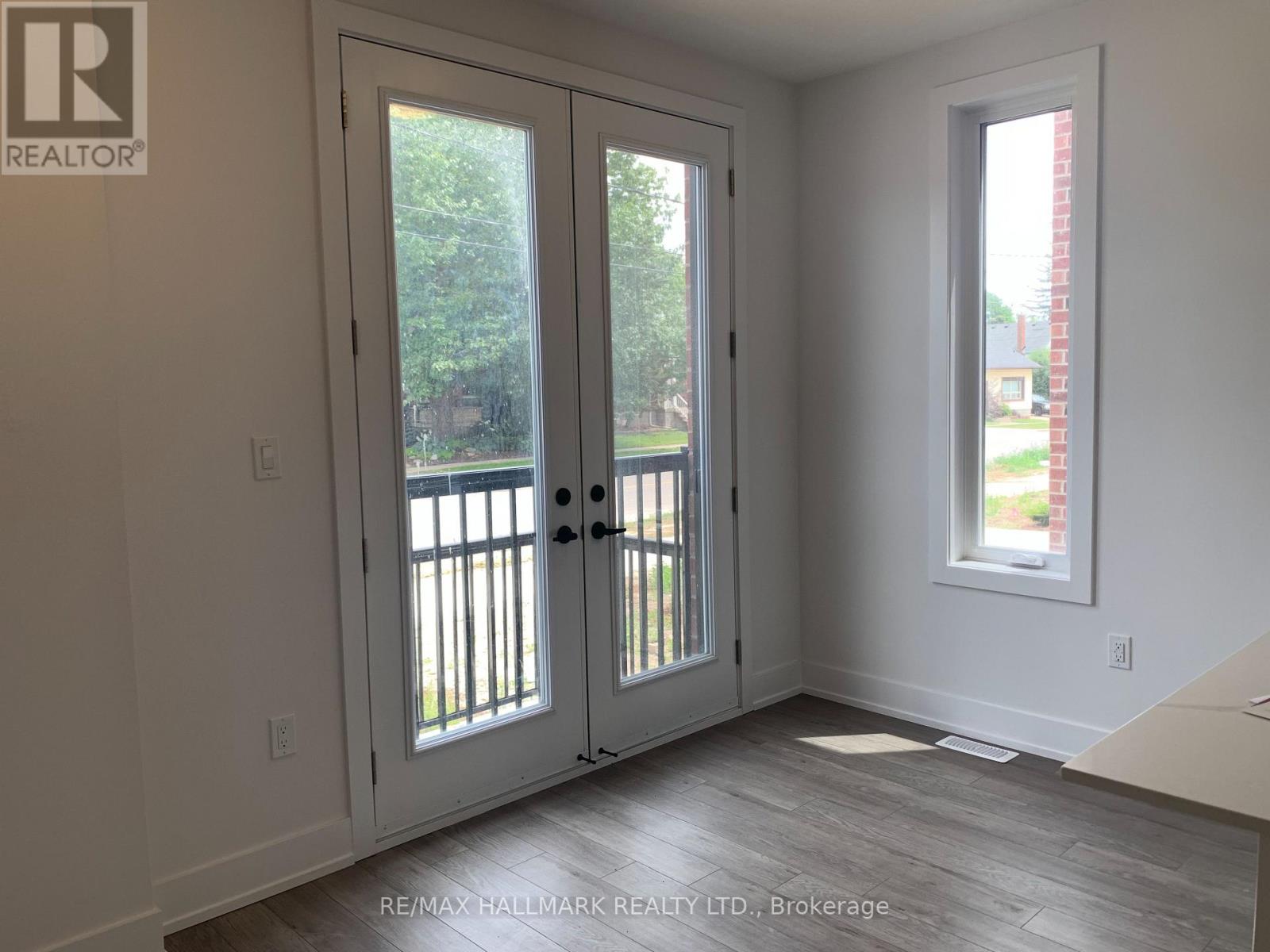 51 - 99 Roger Street, Waterloo, Ontario  N2J 0G1 - Photo 13 - X12909982