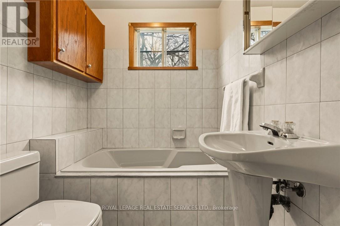 164 Macaulay Street E, Hamilton, Ontario  L8L 3X6 - Photo 34 - X12910016