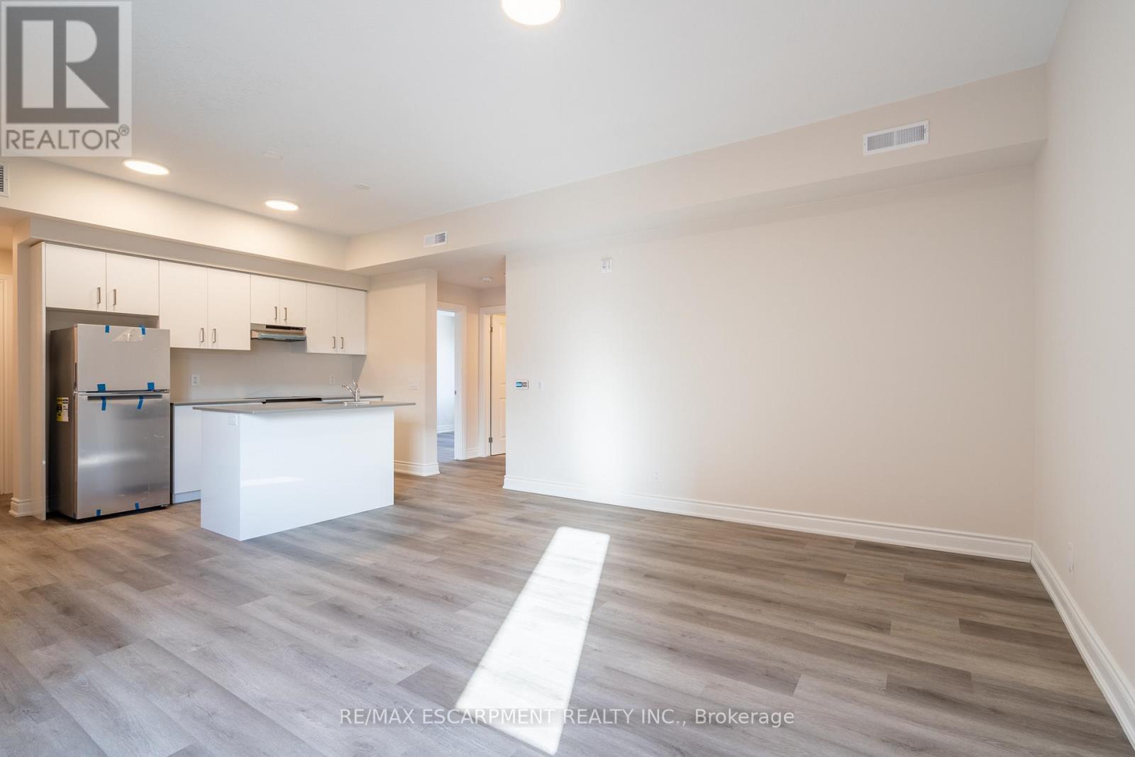 304 - 259 King Street E, Hamilton (Stoney Creek), Ontario  L8G 1M1 - Photo 9 - X12910034