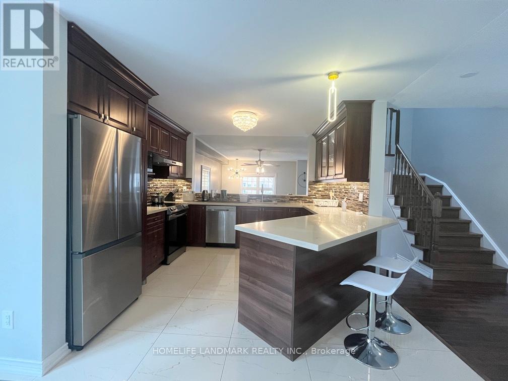 33 Guildpark Pathway, Toronto, Ontario  M1J 3P1 - Photo 9 - E12903862