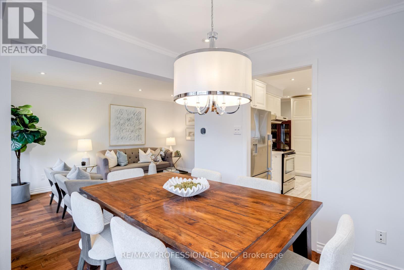 188 Lisa Crescent, Vaughan, Ontario L4J 2N3 - Photo 12 - N12907678