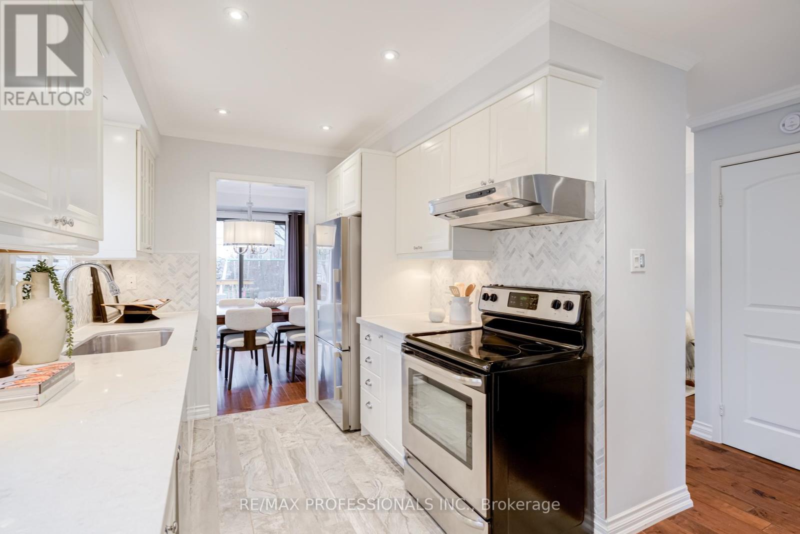 188 Lisa Crescent, Vaughan, Ontario L4J 2N3 - Photo 15 - N12907678