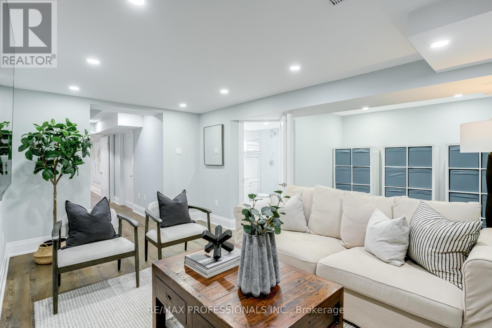 188 Lisa Crescent, Vaughan, Ontario L4J 2N3 - Photo 36 - N12907678