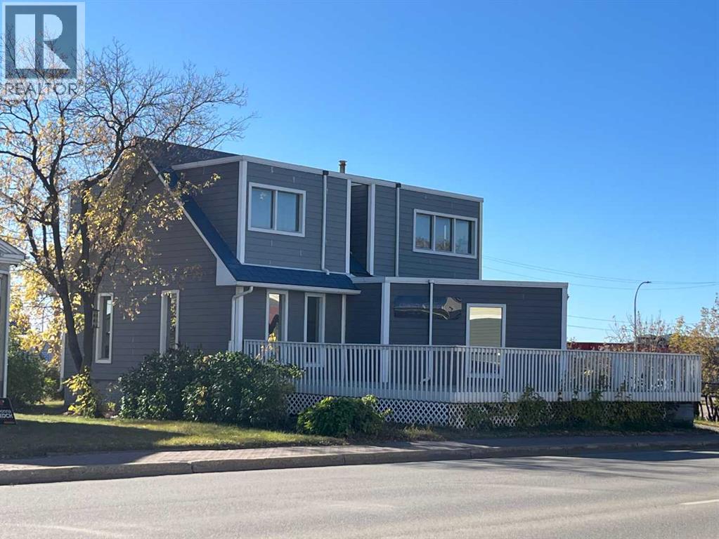 9731 100 Avenue, Grande Prairie, Alberta