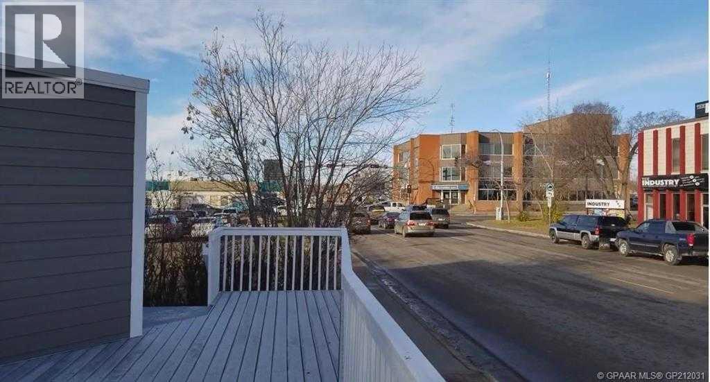 9731 100 Avenue, Grande Prairie, Alberta  T8V 0T5 - Photo 9 - A2243367