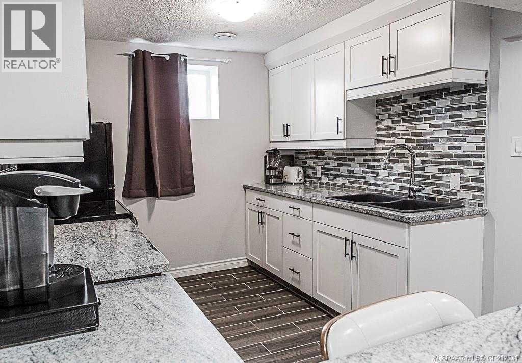 9731 100 Avenue, Grande Prairie, Alberta  T8V 0T5 - Photo 27 - A2243367