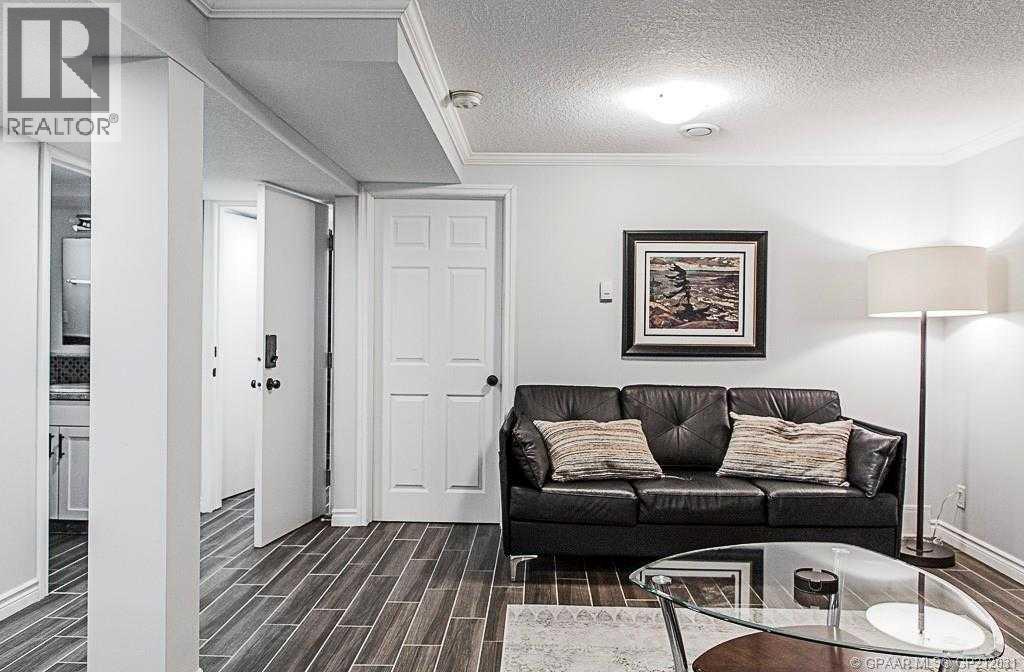 9731 100 Avenue, Grande Prairie, Alberta  T8V 0T5 - Photo 31 - A2243367
