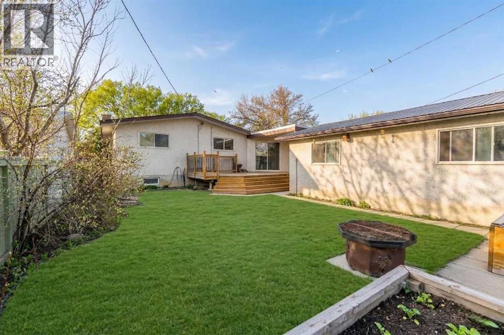 370 1 Street Nw, Medicine Hat, Alberta  T1A 6H4 - Photo 49 - A2293291