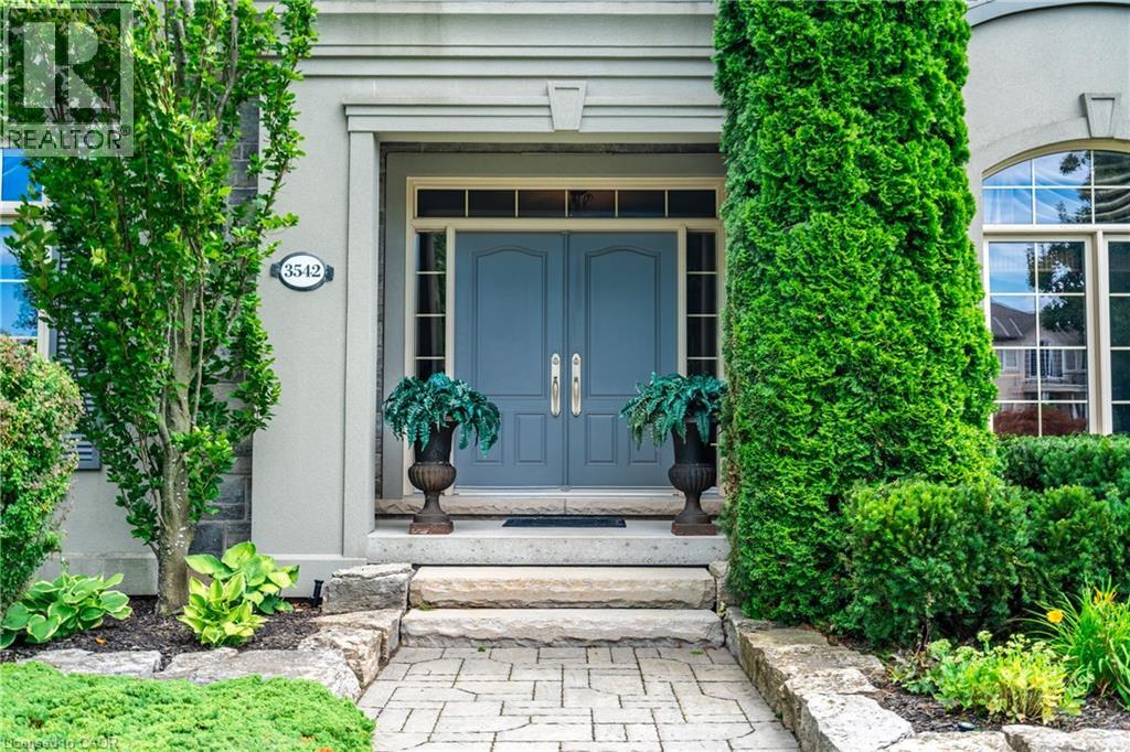 3542 Matthews Drive, Niagara Falls, Ontario  L2H 2Z1 - Photo 5 - 40814207