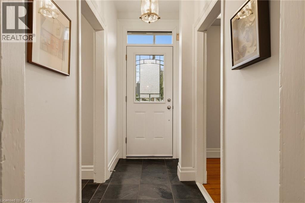 243 Hatt Street, Dundas, Ontario  L9H 2H1 - Photo 21 - 40813622