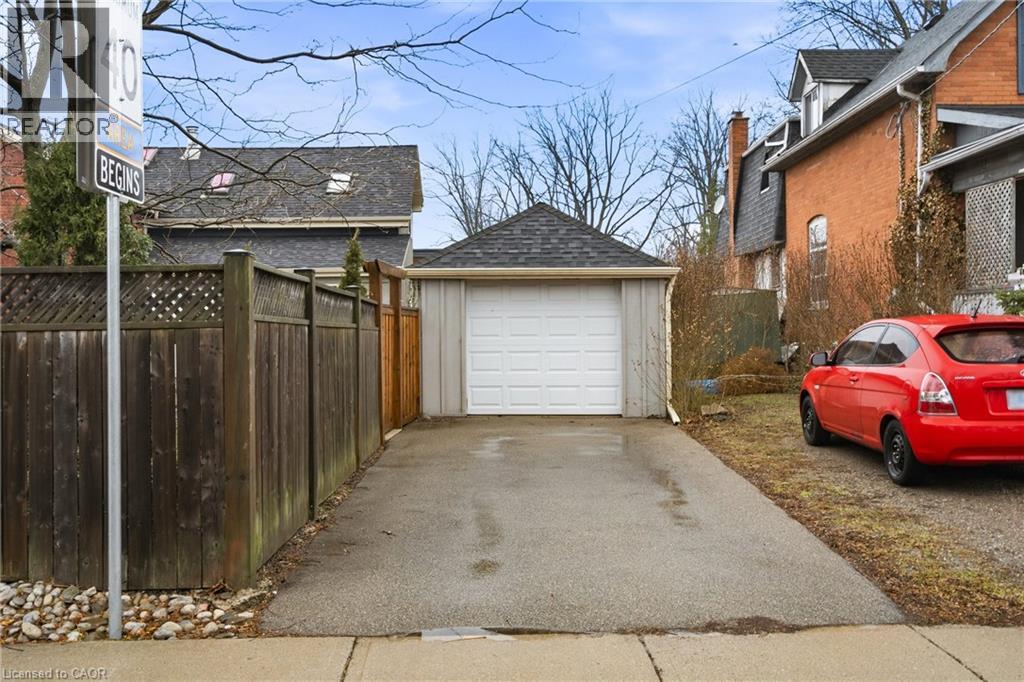 243 Hatt Street, Dundas, Ontario  L9H 2H1 - Photo 43 - 40813622