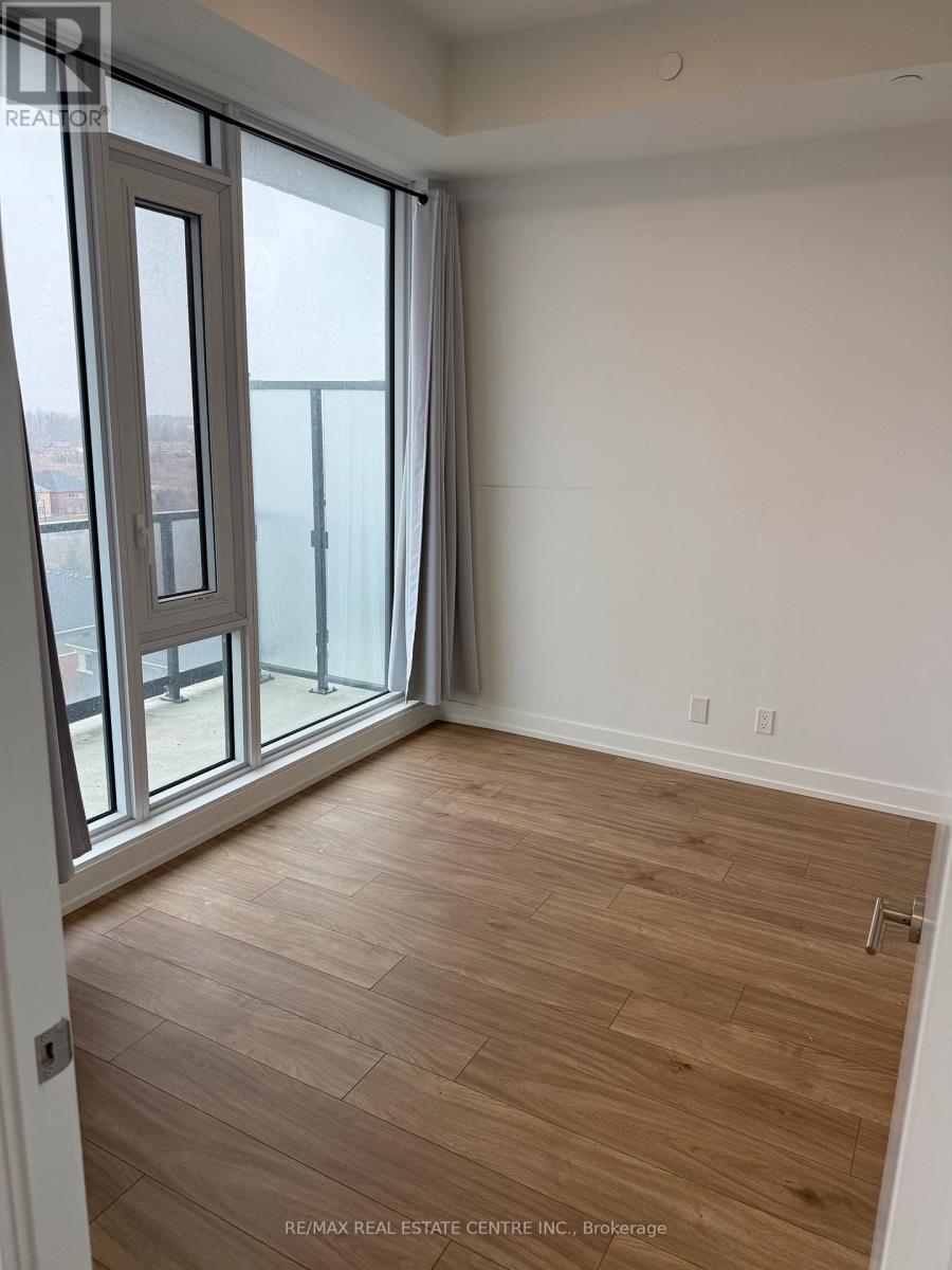 809 - 225 Veteran Drive, Brampton, Ontario  L7A 5L7 - Photo 8 - W12869834