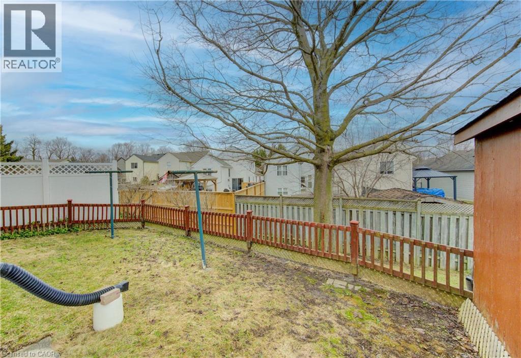 655 Jacob Lane Unit# B, Waterloo, Ontario  N2V 2G9 - Photo 36 - 40812041