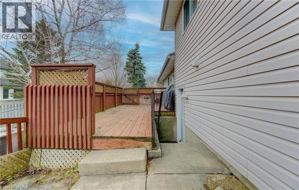 655 Jacob Lane Unit# B, Waterloo, Ontario  N2V 2G9 - Photo 38 - 40812041