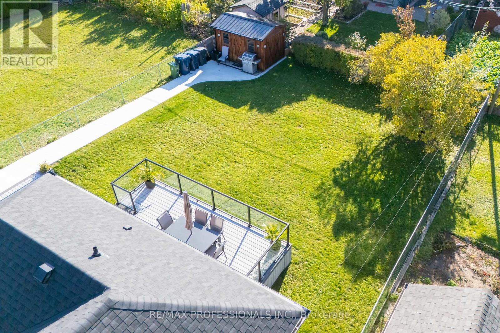 745 Glengrove Avenue W, Toronto, Ontario  M6B 2J7 - Photo 46 - W12910082