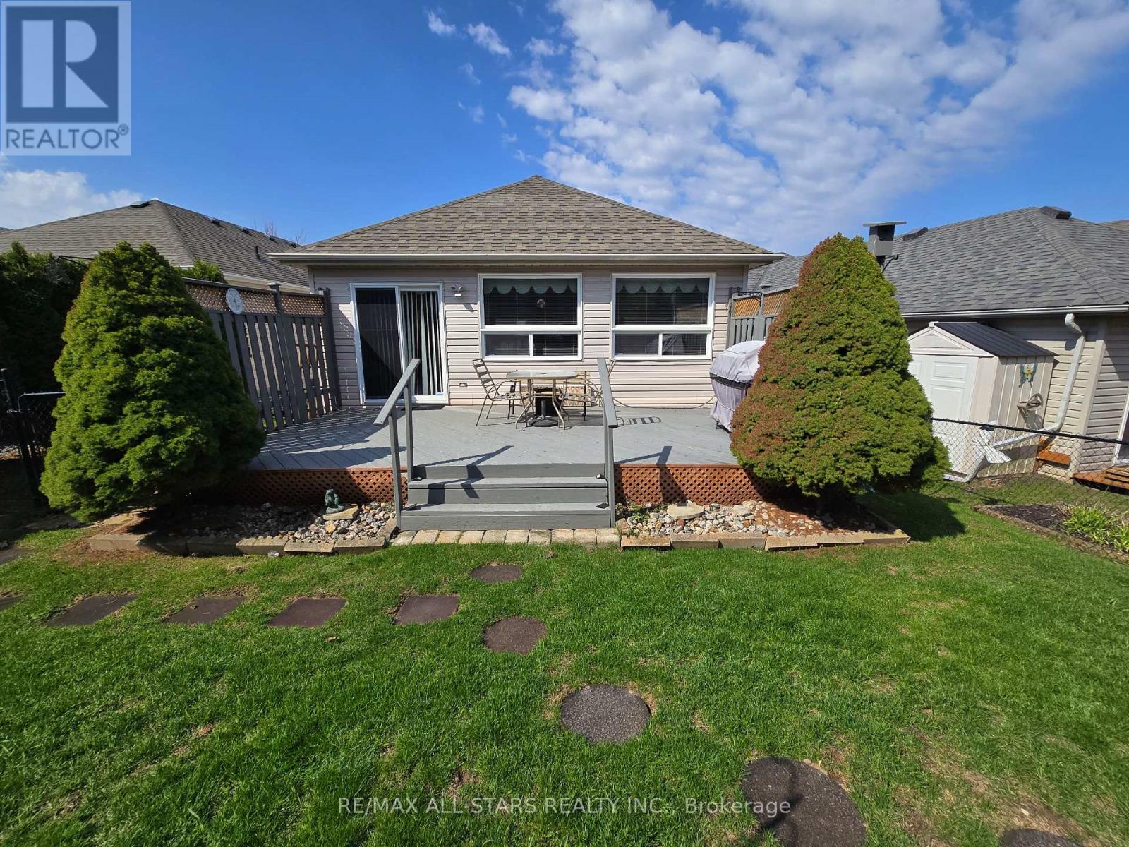 478 Abound Crescent, Peterborough (Ashburnham Ward 4), Ontario  K0L 2H0 - Photo 2 - X12910332