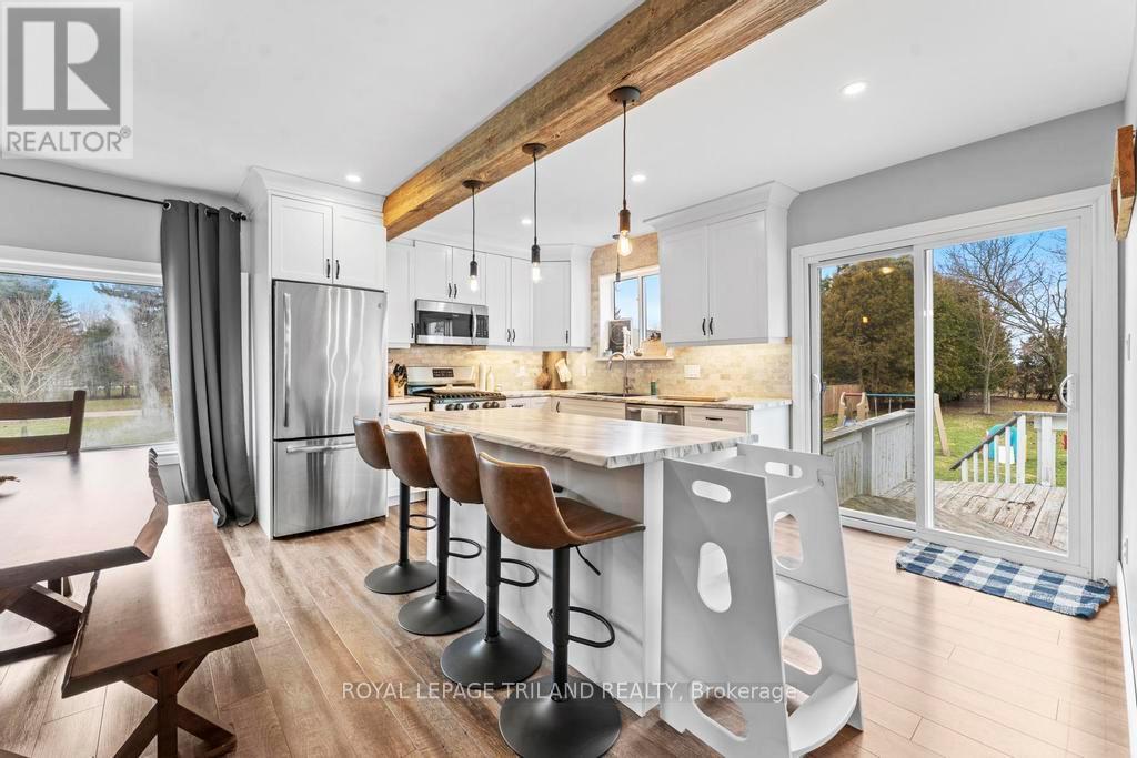 36032 Greenway Road, South Huron, Ontario  N0M 2K0 - Photo 16 - X12910218