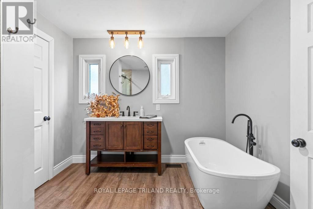 36032 Greenway Road, South Huron, Ontario  N0M 2K0 - Photo 23 - X12910218