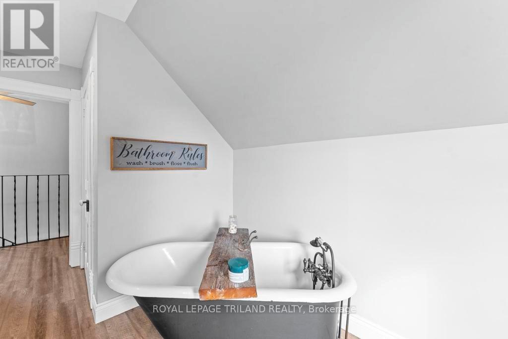 36032 Greenway Road, South Huron, Ontario  N0M 2K0 - Photo 36 - X12910218