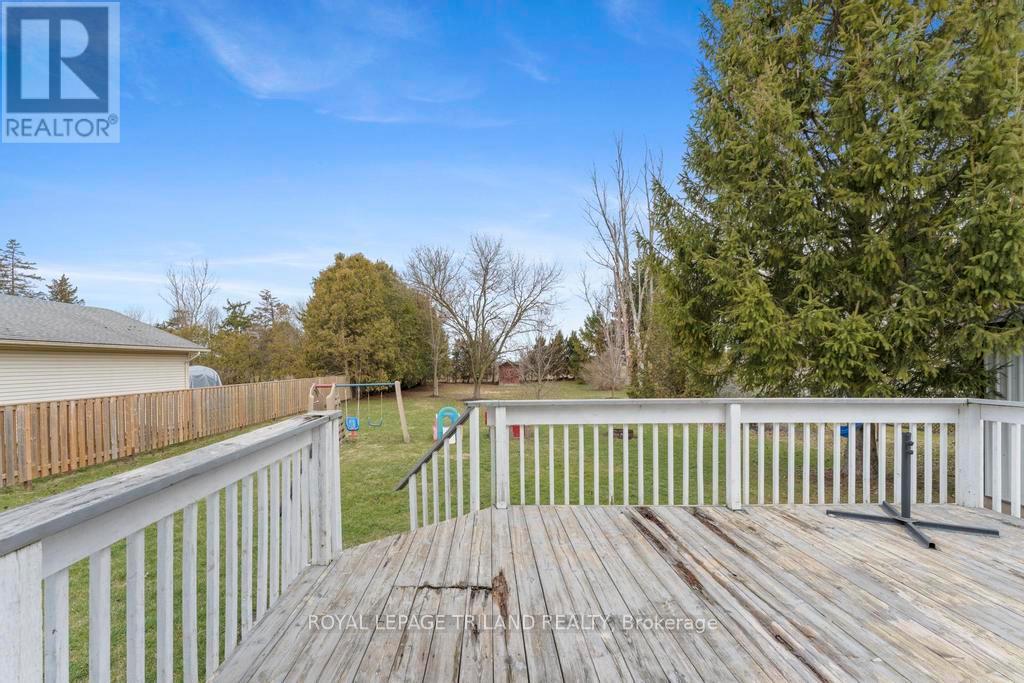 36032 Greenway Road, South Huron, Ontario  N0M 2K0 - Photo 40 - X12910218