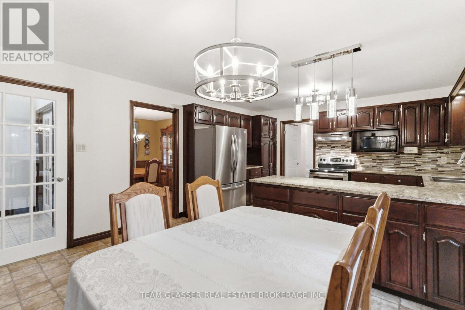 86 Blackburn Crescent, Middlesex Centre, Ontario  N0L 1R0 - Photo 17 - X12910358