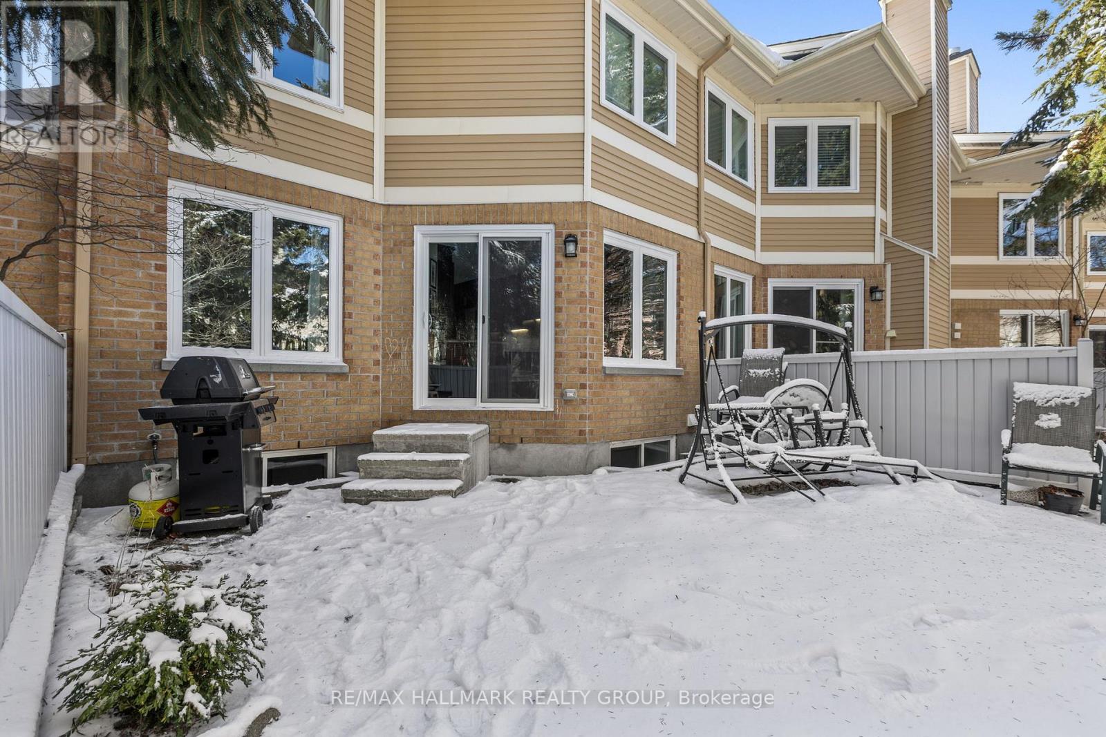 47 Grandcourt Drive, Ottawa, Ontario  K2G 5W9 - Photo 34 - X12910120