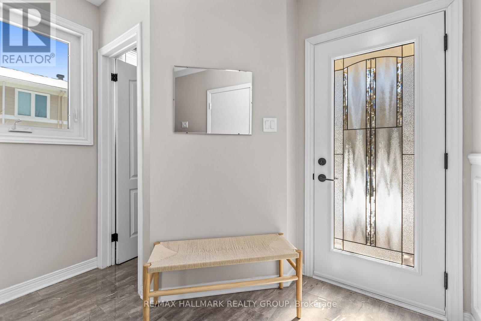 47 Grandcourt Drive, Ottawa, Ontario  K2G 5W9 - Photo 6 - X12910120