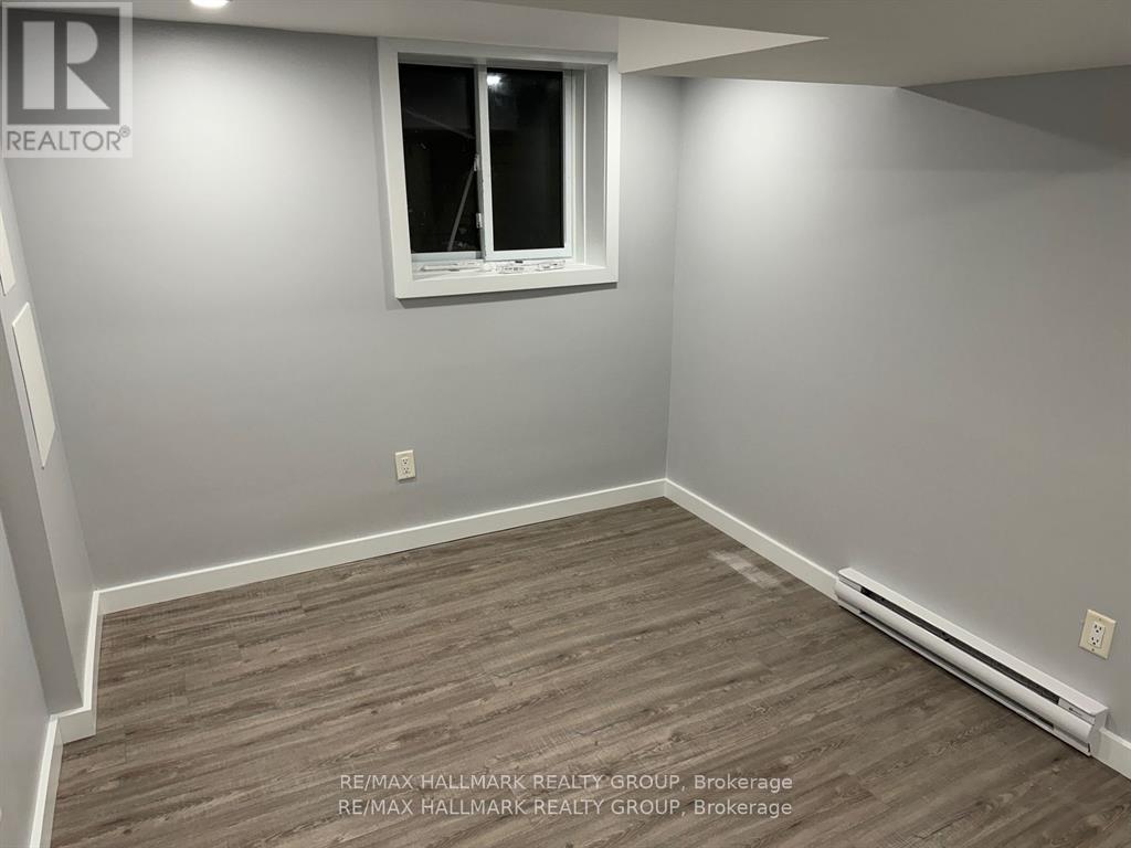 A - 15 Marier Avenue, Ottawa, Ontario  K1L 5S6 - Photo 13 - X12910132