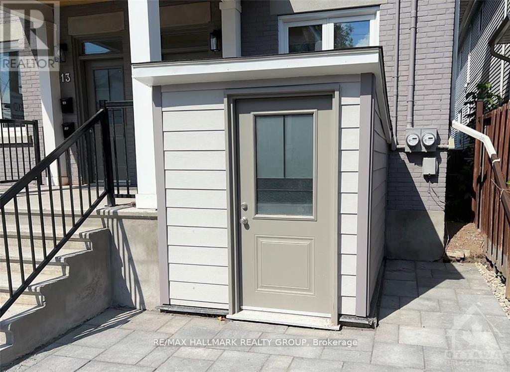 A - 15 Marier Avenue, Ottawa, Ontario  K1L 5S6 - Photo 2 - X12910132