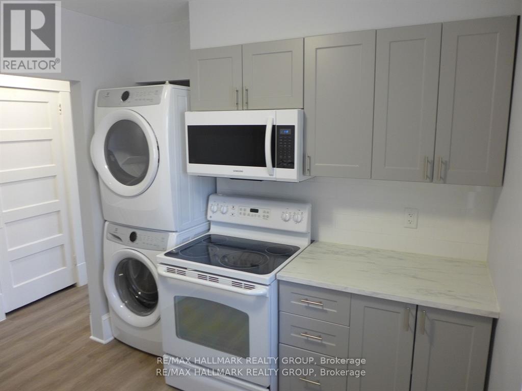 A - 15 Marier Avenue, Ottawa, Ontario  K1L 5S6 - Photo 3 - X12910132
