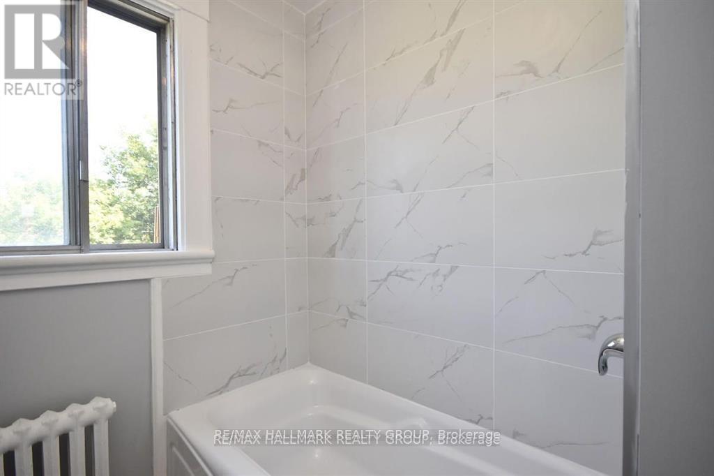 A - 15 Marier Avenue, Ottawa, Ontario  K1L 5S6 - Photo 8 - X12910132