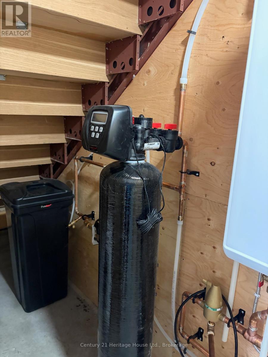 4 - 229 Bruce Street S, West Grey, Ontario  N0G 1R0 - Photo 25 - X12468225