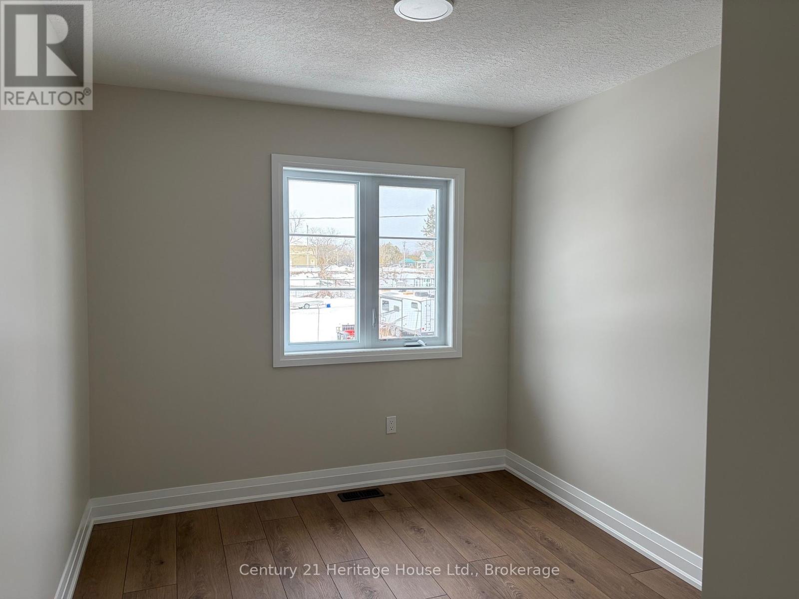 4 - 229 Bruce Street S, West Grey, Ontario  N0G 1R0 - Photo 22 - X12468225