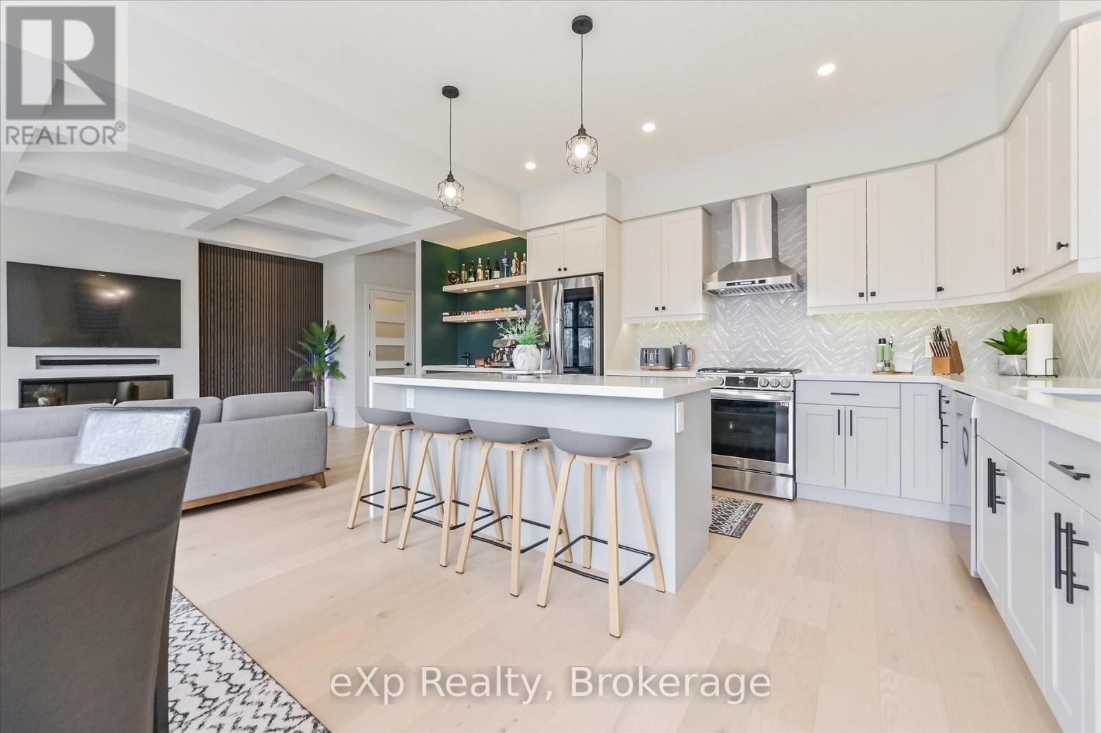 62 Haylock Avenue, Centre Wellington, Ontario  N0B 1S0 - Photo 15 - X12908126