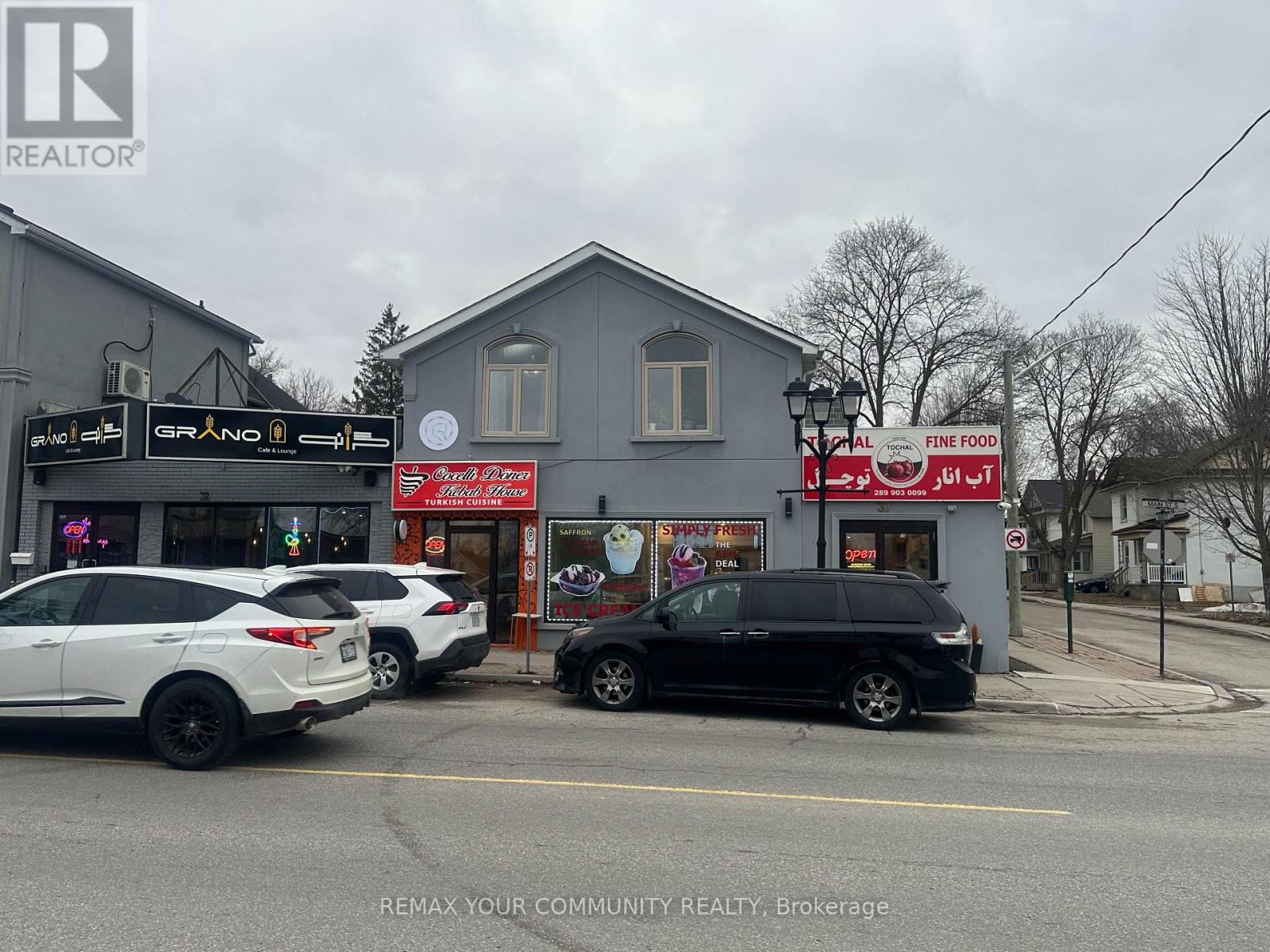 30-32 MAIN STREET S, Newmarket, Ontario