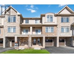 8 - 40 ZINFANDEL DRIVE, Hamilton, Ontario
