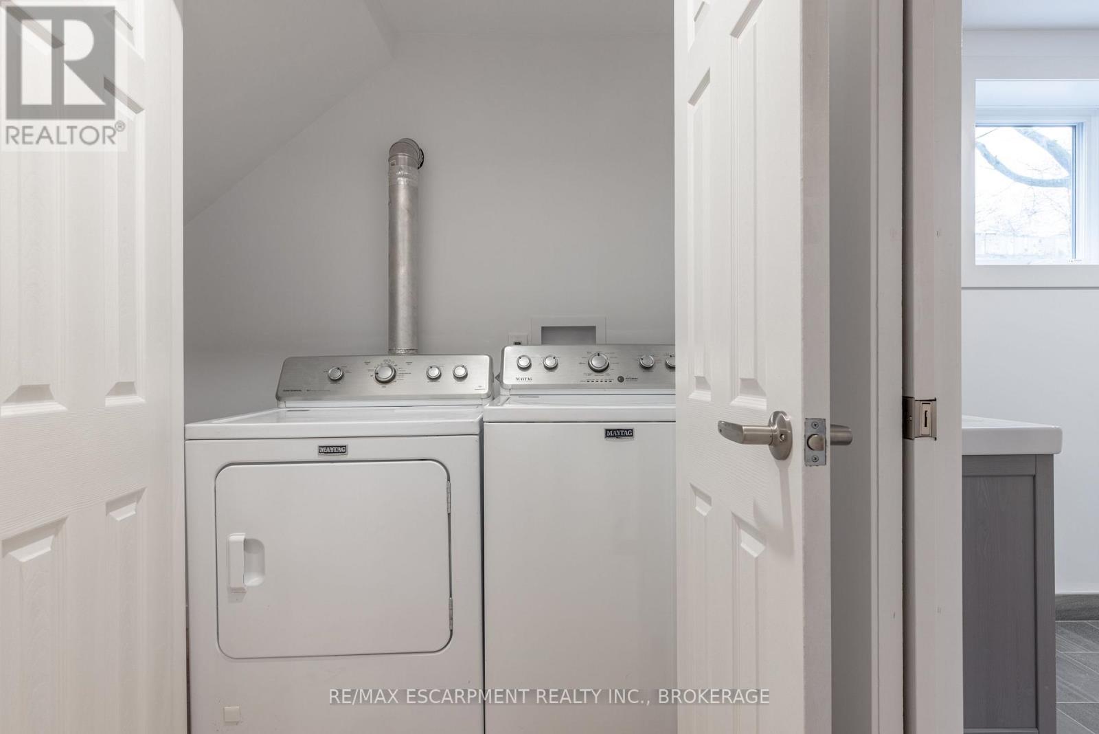 50 Fifth Street, Welland (Lincoln/crowland), Ontario  L3B 4Z5 - Photo 17 - X12910200