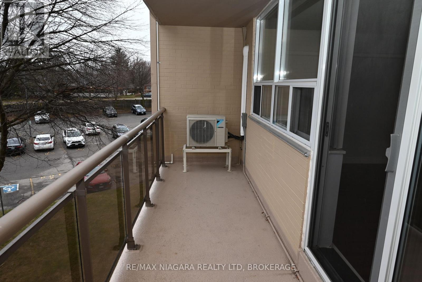 307 - 6400 Huggins Street, Niagara Falls (Stamford), Ontario  L2J 3G5 - Photo 16 - X12910326