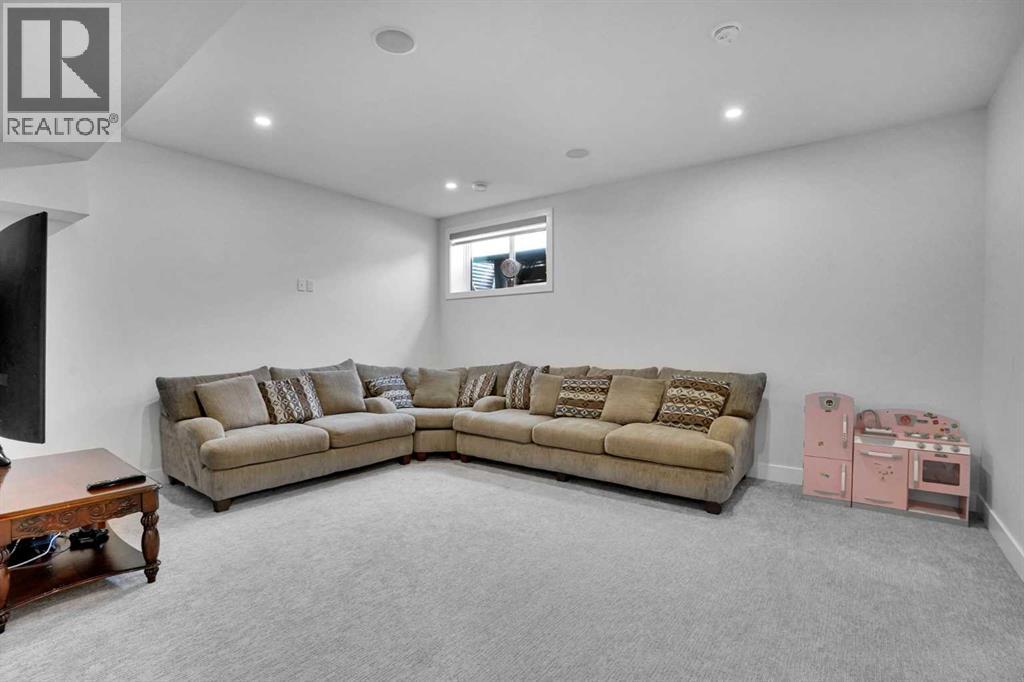 103 Sandpiper Park, Chestermere, Alberta  T1X 1Y8 - Photo 30 - A2294702