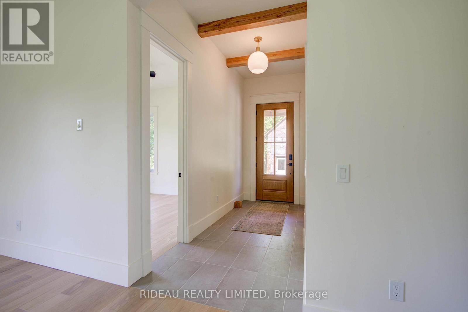 25 Carleton Street, Rideau Lakes, Ontario  K0G 1P0 - Photo 12 - X12910330