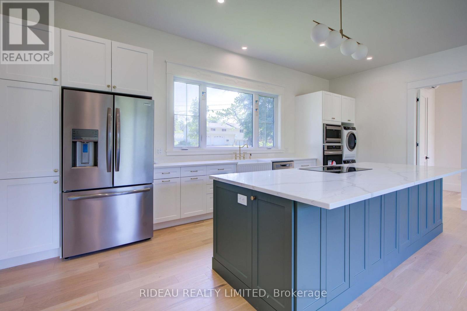 25 Carleton Street, Rideau Lakes, Ontario  K0G 1P0 - Photo 13 - X12910330