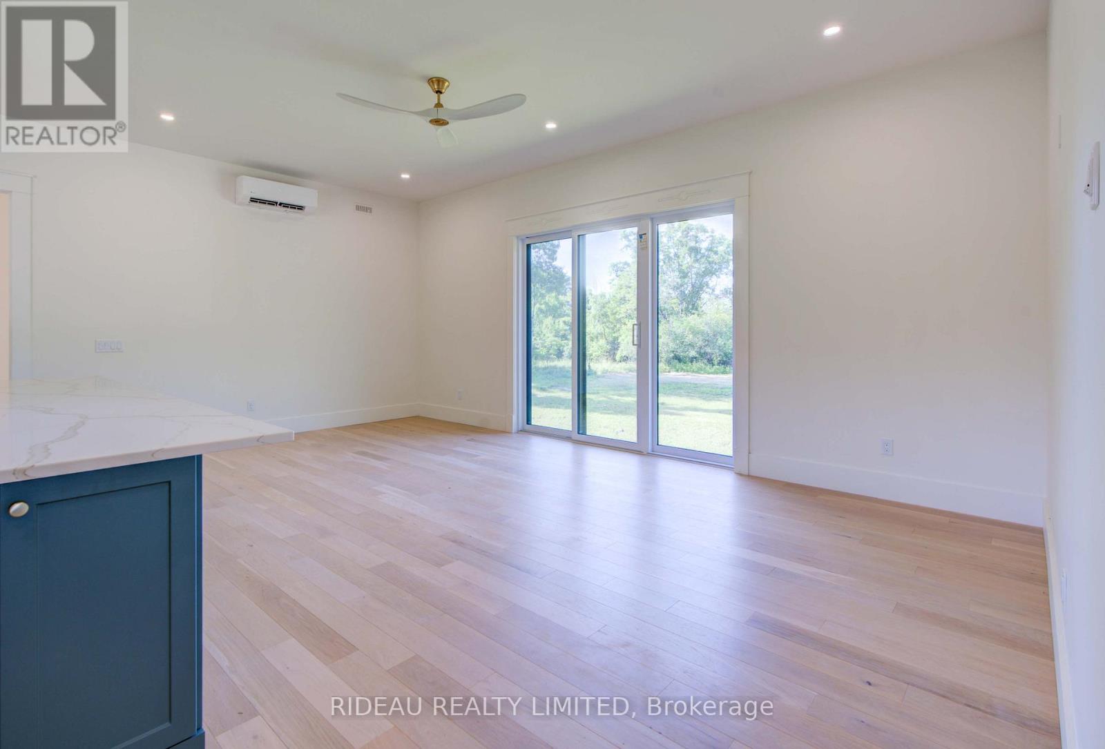 25 Carleton Street, Rideau Lakes, Ontario  K0G 1P0 - Photo 21 - X12910330