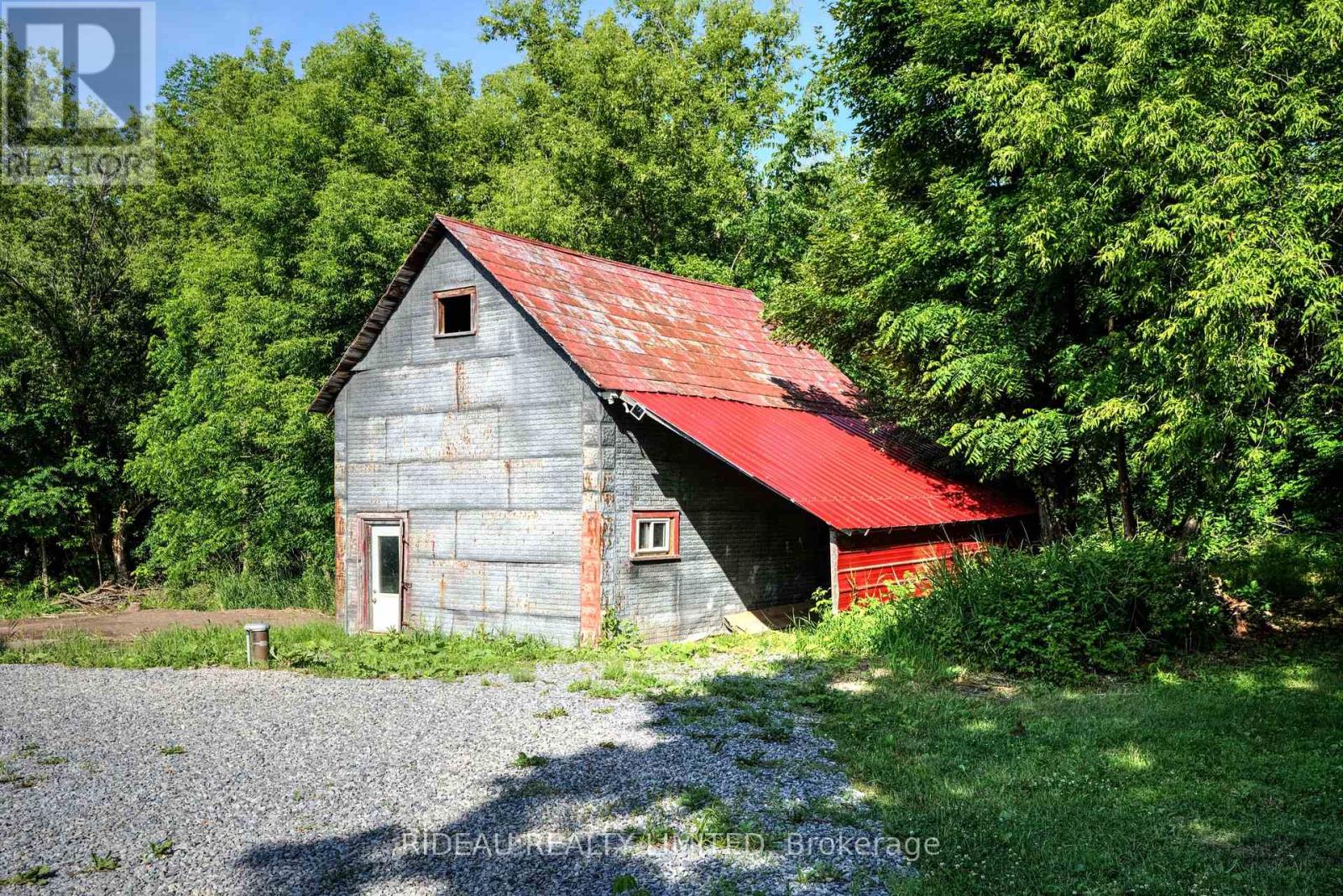 25 Carleton Street, Rideau Lakes, Ontario  K0G 1P0 - Photo 29 - X12910330