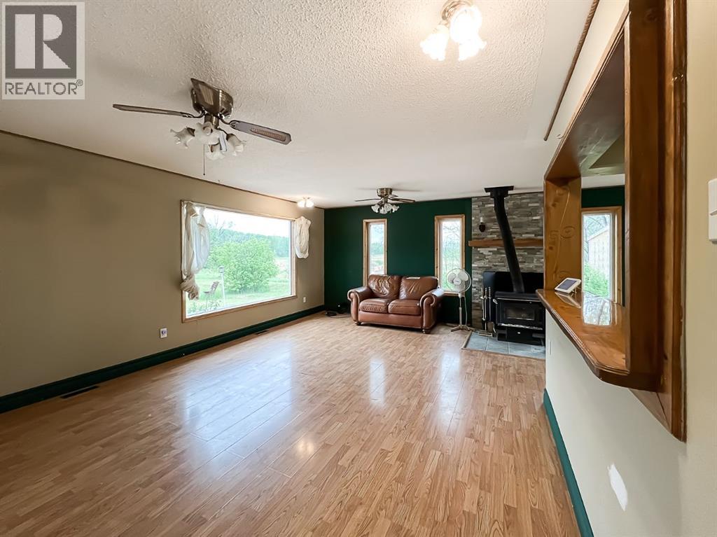 18124 Highway 679, Rural Big Lakes County, Alberta  T0H 0C5 - Photo 5 - A2231559