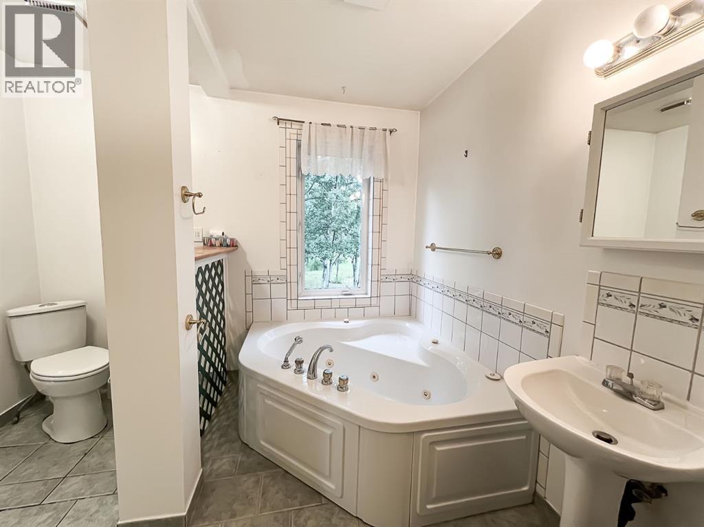 18124 Highway 679, Rural Big Lakes County, Alberta  T0H 0C5 - Photo 17 - A2231559