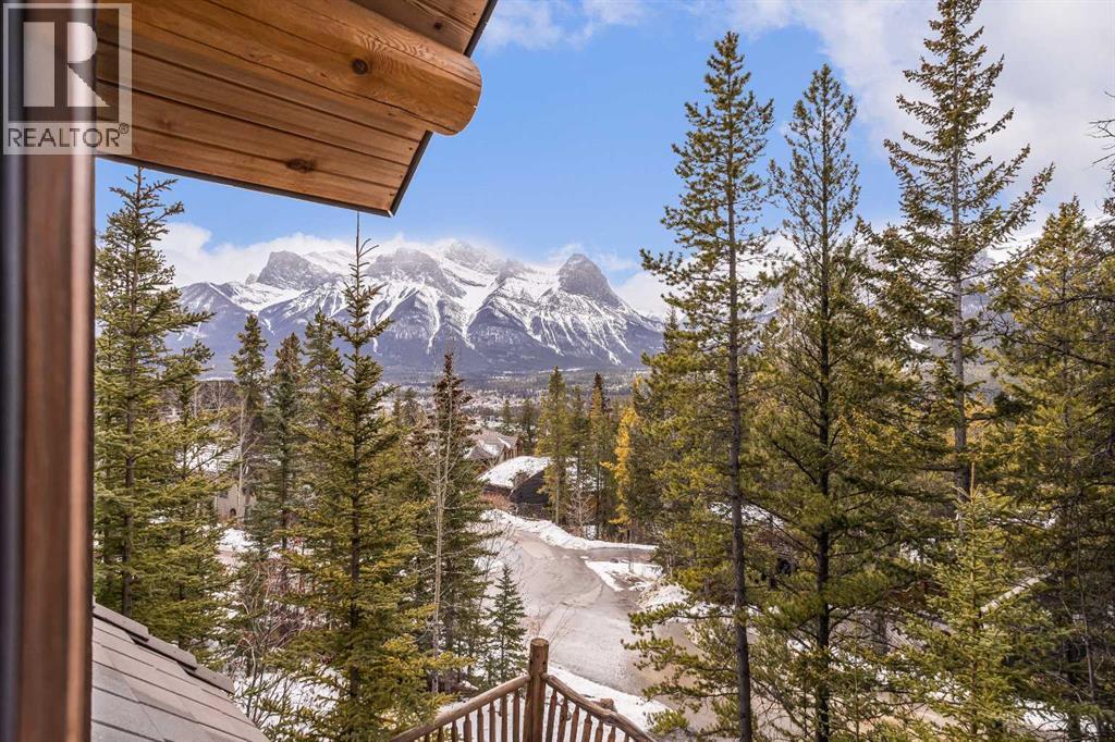 11 Aspen Glen, Canmore, Alberta  T1W 1A6 - Photo 2 - A2295340